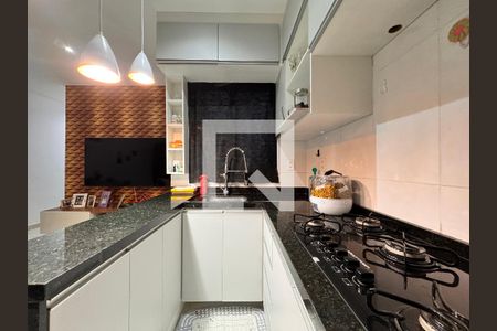 Apartamento à venda com 100m², 2 quartos e 1 vaga Apartamento à venda com 100m², 2 quartos e 1 vagaCozinha