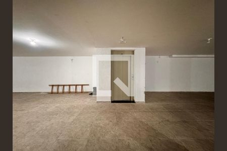 Apartamento à venda com 100m², 2 quartos e 1 vaga Apartamento à venda com 100m², 2 quartos e 1 vagaGaragem