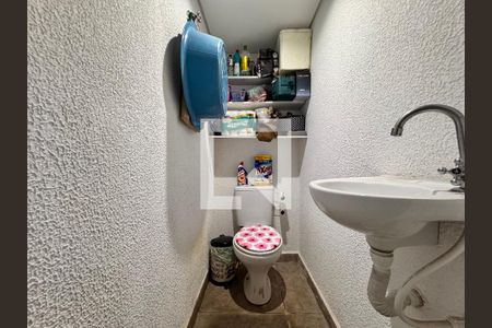 Apartamento à venda com 100m², 2 quartos e 1 vaga Apartamento à venda com 100m², 2 quartos e 1 vagaLavabo