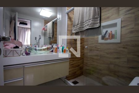 Apartamento para alugar com 195m², 3 quartos e 3 vagasBanheiro da Suíte 1