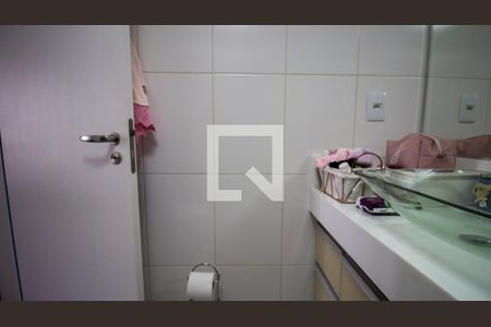 Apartamento para alugar com 195m², 3 quartos e 3 vagasBanheiro da Suíte 1