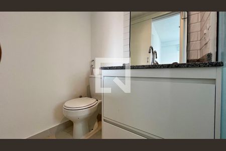 Apartamento para alugar com 34m², 1 quarto e sem vaga Apartamento para alugar com 34m², 1 quarto e sem vagaBanheiro da Suíte
