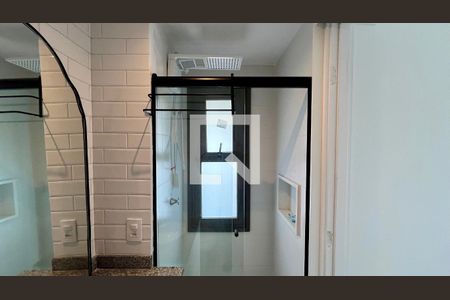 Apartamento para alugar com 34m², 1 quarto e sem vaga Apartamento para alugar com 34m², 1 quarto e sem vagaBanheiro da Suíte
