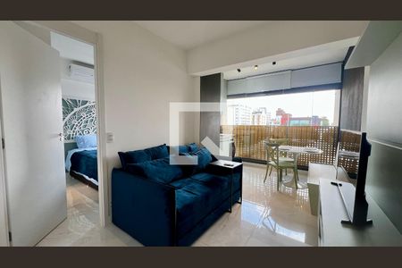 Sala de TV de apartamento para alugar com 1 quarto, 34m² em Pinheiros, São Paulo