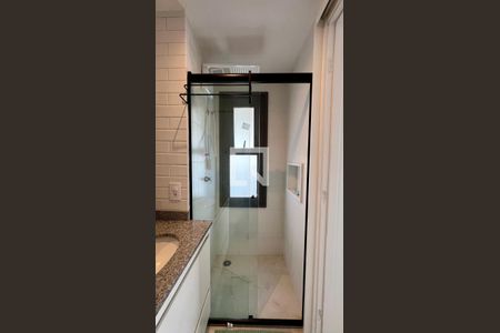 Apartamento para alugar com 34m², 1 quarto e sem vaga Apartamento para alugar com 34m², 1 quarto e sem vagaBanheiro da Suíte