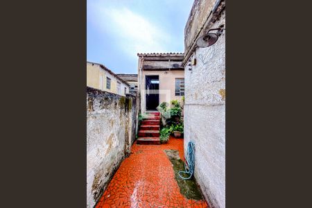 Casa à venda com 215m², 2 quartos e 1 vagaÁrea externa