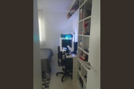 Apartamento à venda com 90m², 3 quartos e 3 vagas Apartamento à venda com 90m², 3 quartos e 3 vagasQuarto