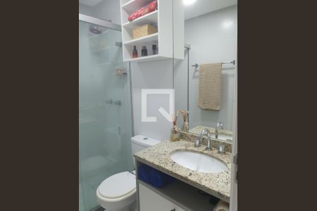 Apartamento à venda com 90m², 3 quartos e 3 vagas Apartamento à venda com 90m², 3 quartos e 3 vagasBanheiro