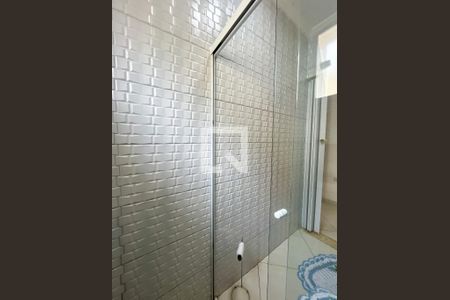 Casa à venda com 250m², 2 quartos e 3 vagas Casa à venda com 250m², 2 quartos e 3 vagasBanheiro da Suíte