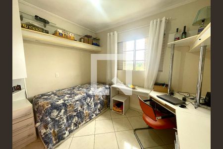 Casa à venda com 256m², 3 quartos e 5 vagas Casa à venda com 256m², 3 quartos e 5 vagasQuarto 2