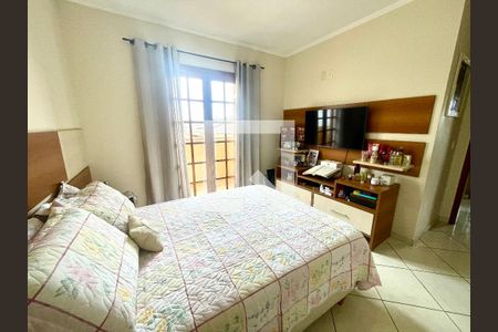 Casa à venda com 256m², 3 quartos e 5 vagas Casa à venda com 256m², 3 quartos e 5 vagasQuarto 3 - Suíte