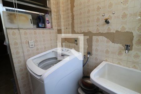 Apartamento à venda com 75m², 2 quartos e 1 vagaÁrea de Serviço