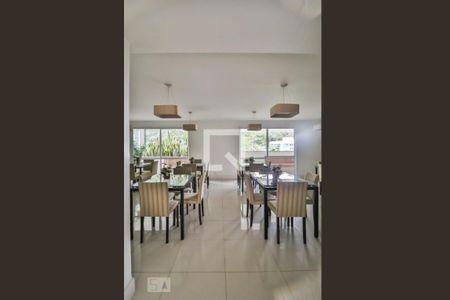 Apartamento à venda com 187m², 4 quartos e 1 vaga Apartamento à venda com 187m², 4 quartos e 1 vagaÁrea comum