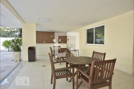 Apartamento à venda com 187m², 4 quartos e 1 vaga Apartamento à venda com 187m², 4 quartos e 1 vagaÁrea comum