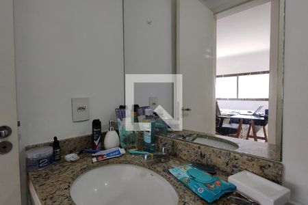 Apartamento à venda com 80m², 3 quartos e 1 vagaBanheiro da Suíte