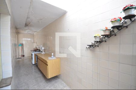 Casa à venda com 153m², 3 quartos e 1 vagaÁrea de Serviço