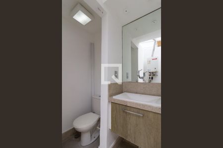 Apartamento à venda com 71m², 2 quartos e sem vagaBanheiro da cobertura