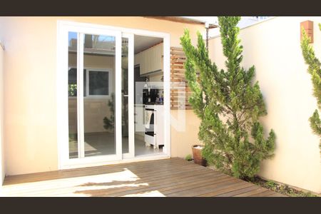 Casa à venda com 120m², 3 quartos e 2 vagasEntrada