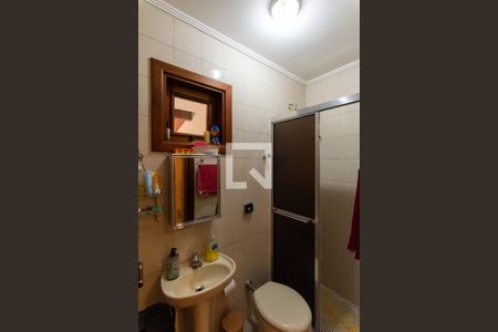 Casa à venda com 300m², 4 quartos e 4 vagas Casa à venda com 300m², 4 quartos e 4 vagasBanheiro de Serviço