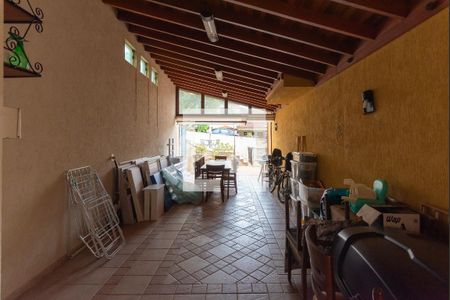 Casa à venda com 300m², 4 quartos e 4 vagas Casa à venda com 300m², 4 quartos e 4 vagasChurrasqueira