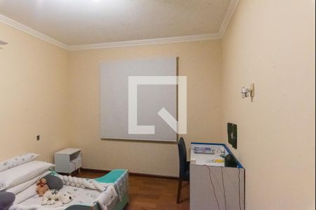 Casa à venda com 300m², 4 quartos e 4 vagas Casa à venda com 300m², 4 quartos e 4 vagasSuíte 4