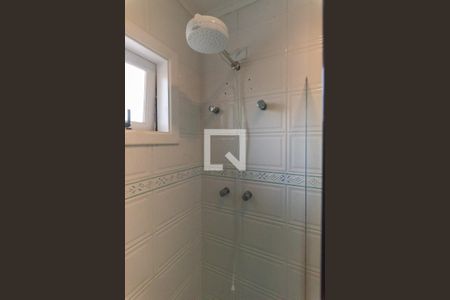 Casa à venda com 300m², 4 quartos e 4 vagas Casa à venda com 300m², 4 quartos e 4 vagasBanheiro da Suíte 2