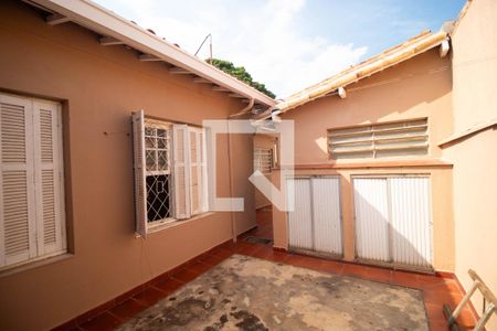 Casa à venda com 152m², 4 quartos e 5 vagasQuintal