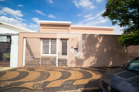 Casa à venda com 152m², 4 quartos e 5 vagasFachada