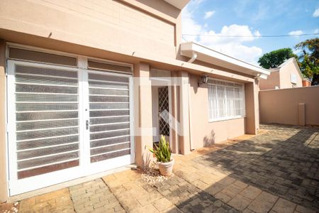 Casa à venda com 152m², 4 quartos e 5 vagasGaragem