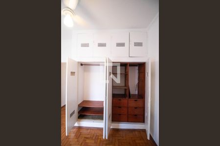 Casa à venda com 152m², 4 quartos e 5 vagasArmário do Quarto 02