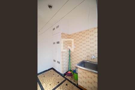 Casa à venda com 152m², 4 quartos e 5 vagasÁrea de Serviço