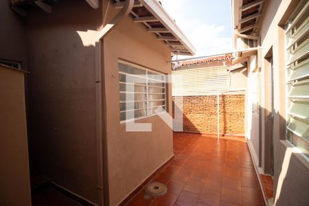 Casa à venda com 152m², 4 quartos e 5 vagasQuintal