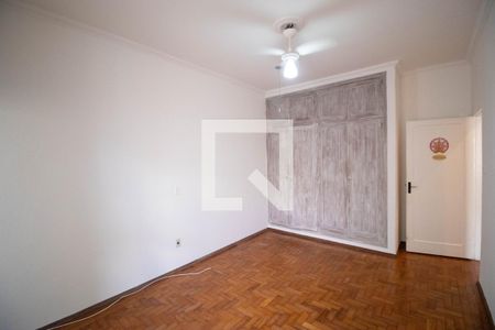 Casa à venda com 152m², 4 quartos e 5 vagasSuíte