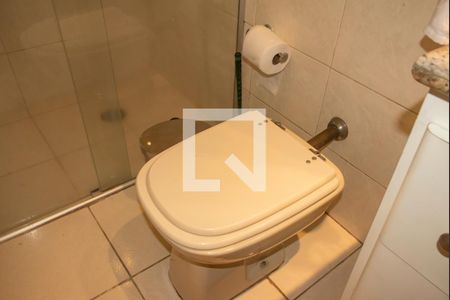 Apartamento para alugar com 128m², 3 quartos e 2 vagas Apartamento para alugar com 128m², 3 quartos e 2 vagasBanheiro