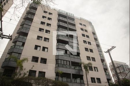 Apartamento para alugar com 128m², 3 quartos e 2 vagas Apartamento para alugar com 128m², 3 quartos e 2 vagasFachada