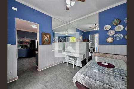 Casa à venda com 254m², 5 quartos e 2 vagas Casa à venda com 254m², 5 quartos e 2 vagasSala de Almoço