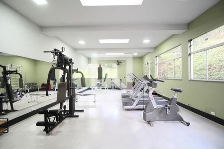 Apartamento à venda com 198m², 4 quartos e 3 vagasAcademia