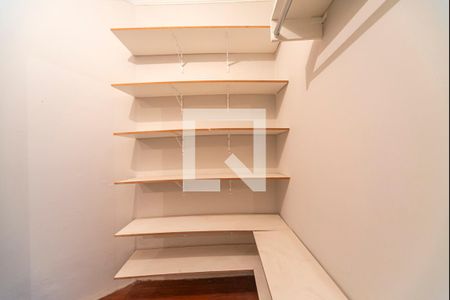 Casa à venda com 300m², 3 quartos e 2 vagasCloset do Quarto 3