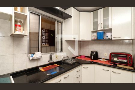 Casa de condomínio à venda com 89m², 2 quartos e 2 vagas Casa de condomínio à venda com 89m², 2 quartos e 2 vagasCozinha