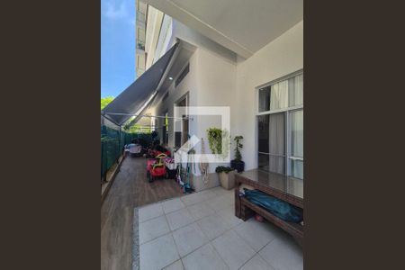 Apartamento à venda com 113m², 3 quartos e 2 vagas Apartamento à venda com 113m², 3 quartos e 2 vagasÁrea externa