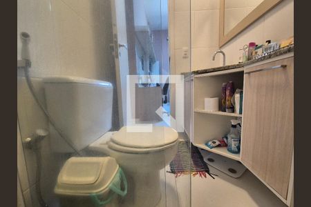 Apartamento à venda com 113m², 3 quartos e 2 vagas Apartamento à venda com 113m², 3 quartos e 2 vagasBanheiro da suíte