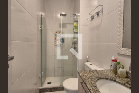 Apartamento à venda com 113m², 3 quartos e 2 vagas Apartamento à venda com 113m², 3 quartos e 2 vagasBanheiro social