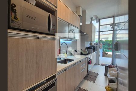 Apartamento à venda com 113m², 3 quartos e 2 vagas Apartamento à venda com 113m², 3 quartos e 2 vagasCozinha