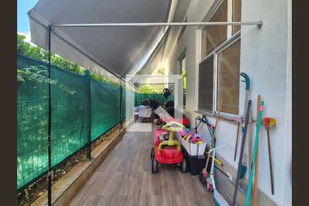 Apartamento à venda com 113m², 3 quartos e 2 vagas Apartamento à venda com 113m², 3 quartos e 2 vagasÁrea externa