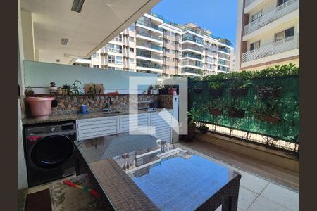 Apartamento à venda com 113m², 3 quartos e 2 vagas Apartamento à venda com 113m², 3 quartos e 2 vagasVaranda gourmet