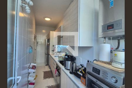 Apartamento à venda com 113m², 3 quartos e 2 vagas Apartamento à venda com 113m², 3 quartos e 2 vagasÁrea de serviço