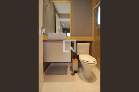 Apartamento à venda com 68m², 1 quarto e 1 vaga Apartamento à venda com 68m², 1 quarto e 1 vagaBanheiro da Suíte