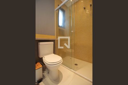 Apartamento à venda com 68m², 1 quarto e 1 vaga Apartamento à venda com 68m², 1 quarto e 1 vagaBanheiro da Suíte