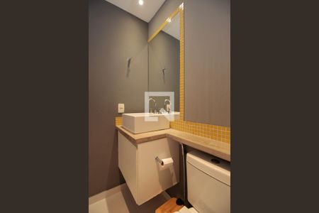 Apartamento à venda com 68m², 1 quarto e 1 vaga Apartamento à venda com 68m², 1 quarto e 1 vagaBanheiro da Suíte