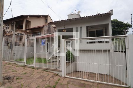 Casa à venda com 245m², 3 quartos e 4 vagasFachada